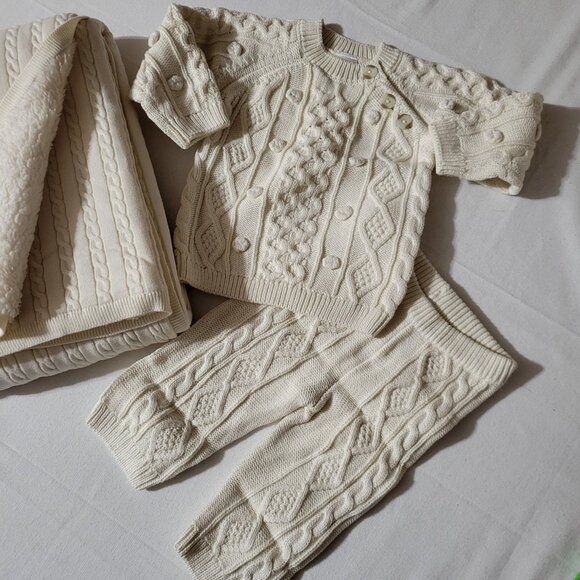 Gymboree Mandy Moore NWT Cotton Blanket 3-6 Month sweater & pants set. - Picture 2 of 3